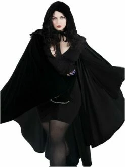 Cape Velours KILLSTAR 'annora' 10 Cape Velours KILLSTAR 'annora' -Spiral Boutique annora velvet cape 2 1 900