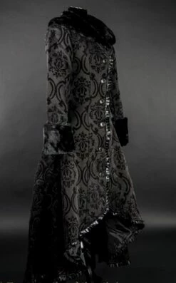 Manteau Gothique Evil Princesse 10 Manteau Gothique Evil Princesse -Spiral Boutique black evil princess coat 2 1