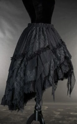 Jupe Gothique à Volants -Spiral Boutique black ruffle skirt 2 900