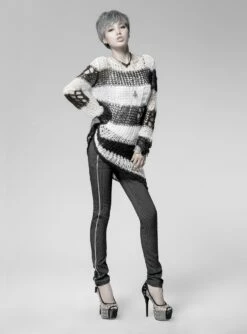 Haut Noir Et Blanc PUNK RAVE 'apocalypse 2022' -Spiral Boutique img 4781 900