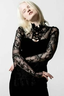 Haut Romantique KILLSTAR 'poison Fang'