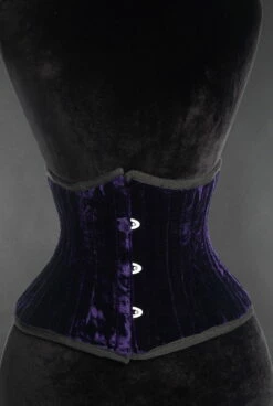 Serre-taille Gothique En Velours Violet