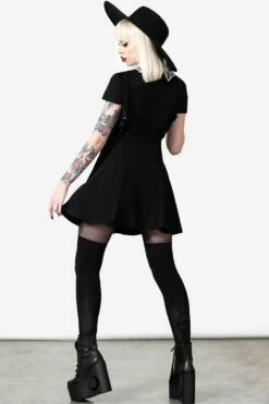 Jupe Gothique KILLSTAR 'Study Hell' -Spiral Boutique study hell suspender skirt w g x1600 900